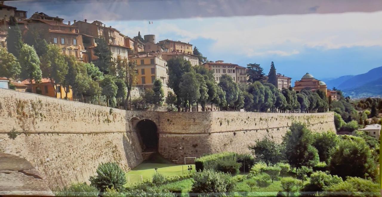 Smart Gold Apartment Luxury Central Bergamo Exteriör bild